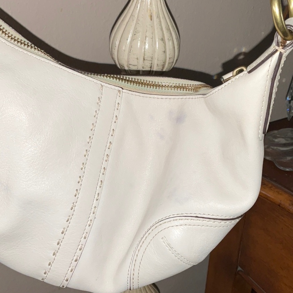 SOLD Coach Cream Leather SOHO Y2K Hobo Bag - Picture 4 of 5